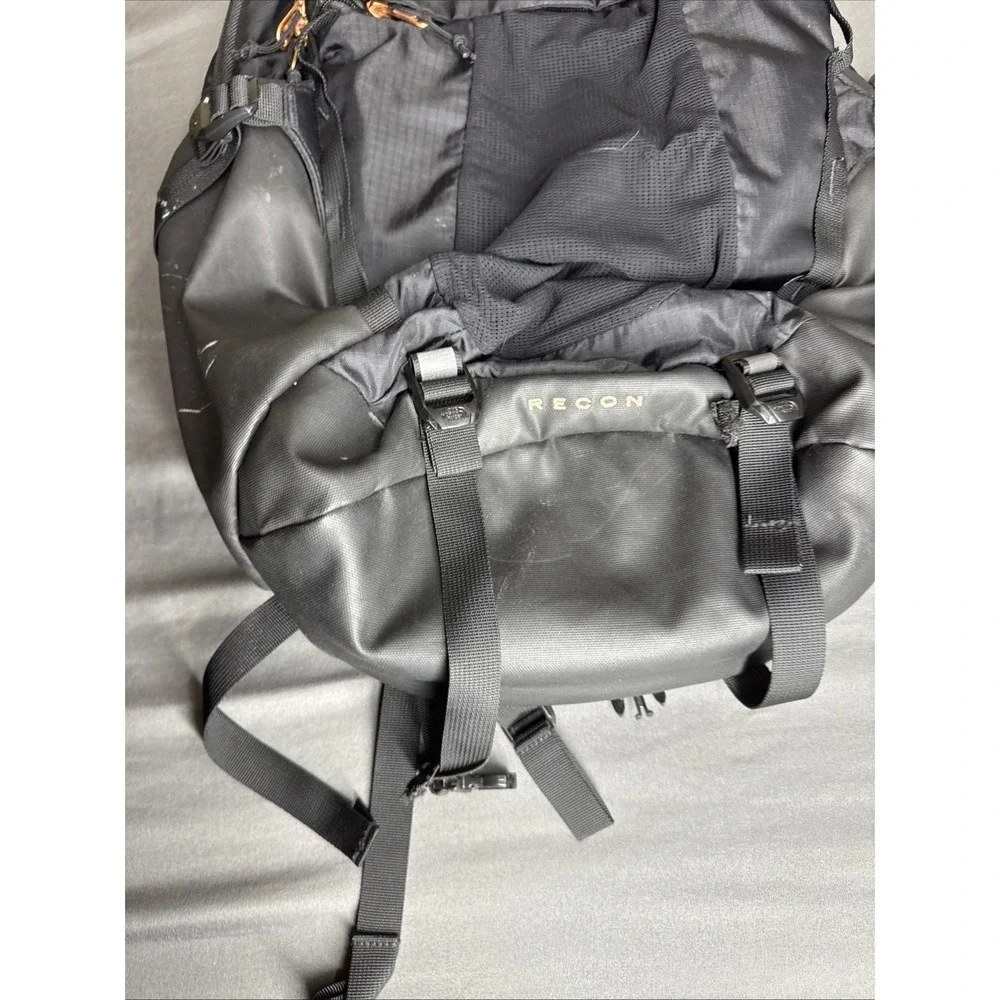 The North Face Women's‎ Recon Luxe Backpack, TNF Black/Burnt Coral, OS - USED